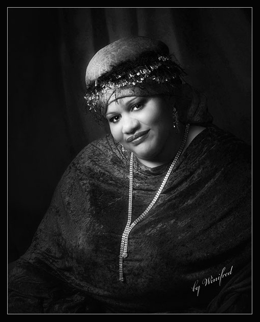 no-smilebw2